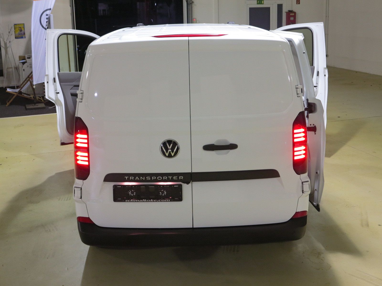 Volkswagen T7 Transporter Kasten TDI2.0 SCR Lang 3Si FlüTür