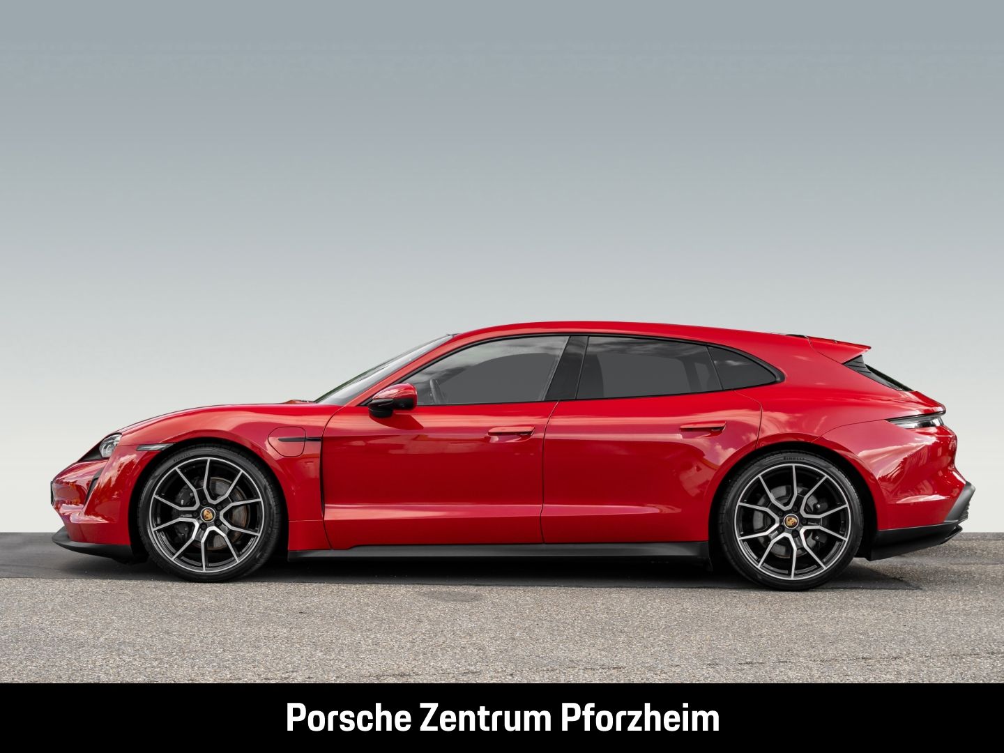Porsche Taycan Sport Turismo PASM SurroundView InnoDrive
