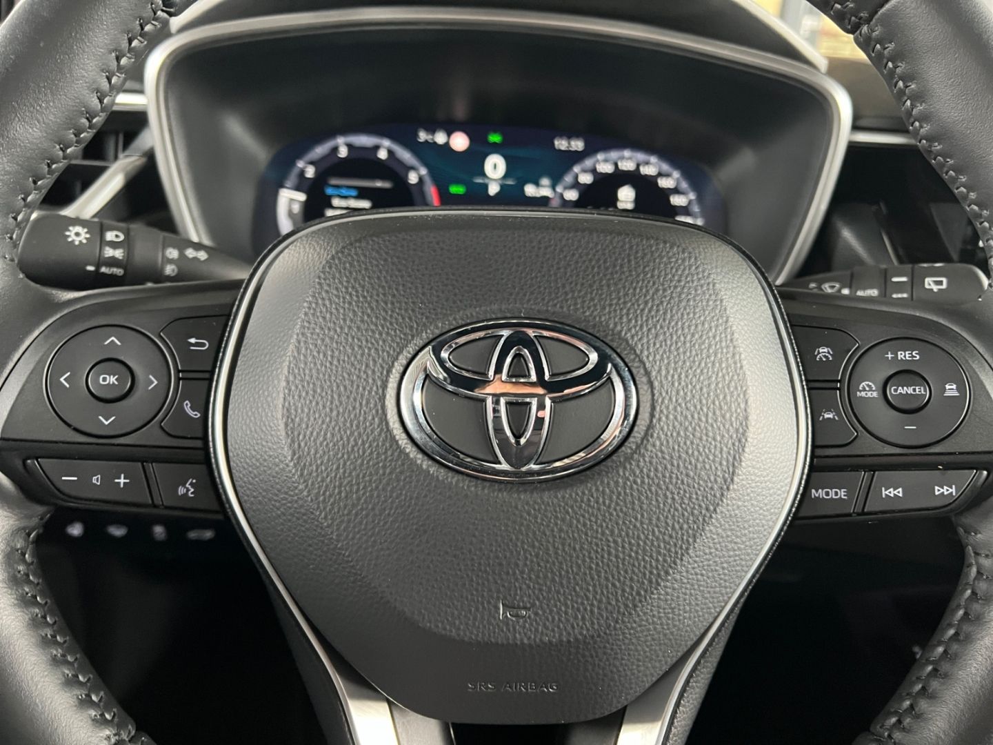 Toyota Corolla 1.8 Hybrid TS Teamplayer *Technik-Paket*