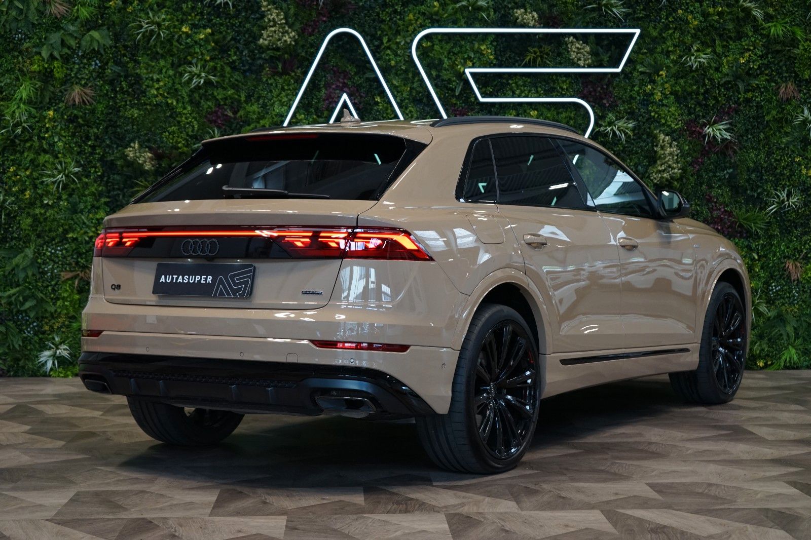 Audi Q8 50 TDI - Samsaru's Car Outlet