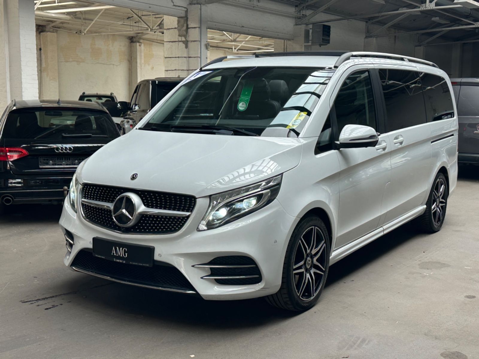 Mercedes-Benz V250d LANG AMG - Samsaru's Car Outlet
