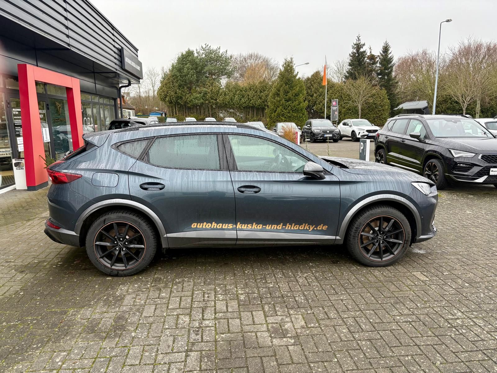 Cupra Formentor 1.4 e-HYBRID VZ DSG - Samsaru's Car Outlet