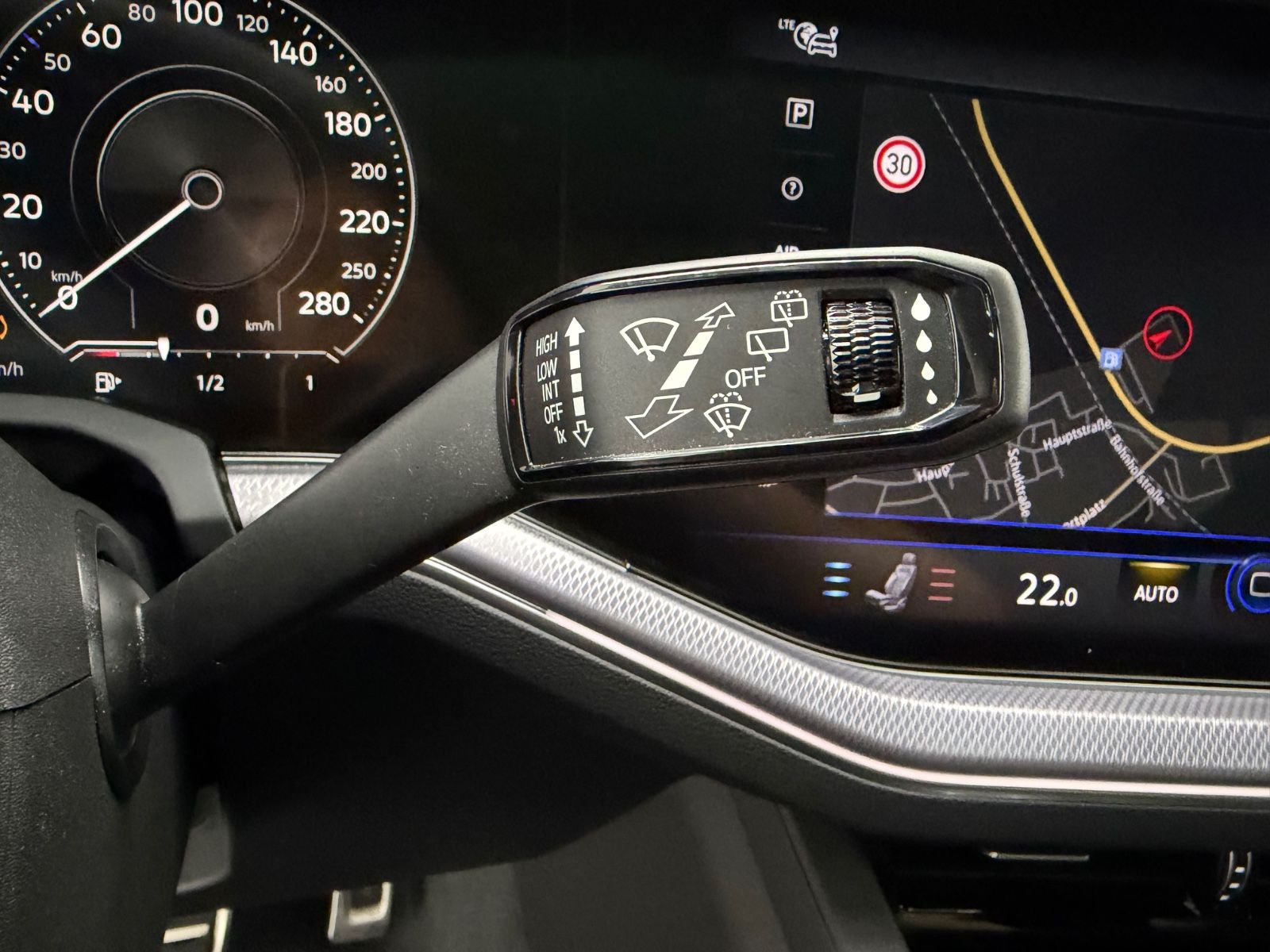 Volkswagen Touareg R 4Motion eHybrid+MATRIX+PANO+HEAD-UP+