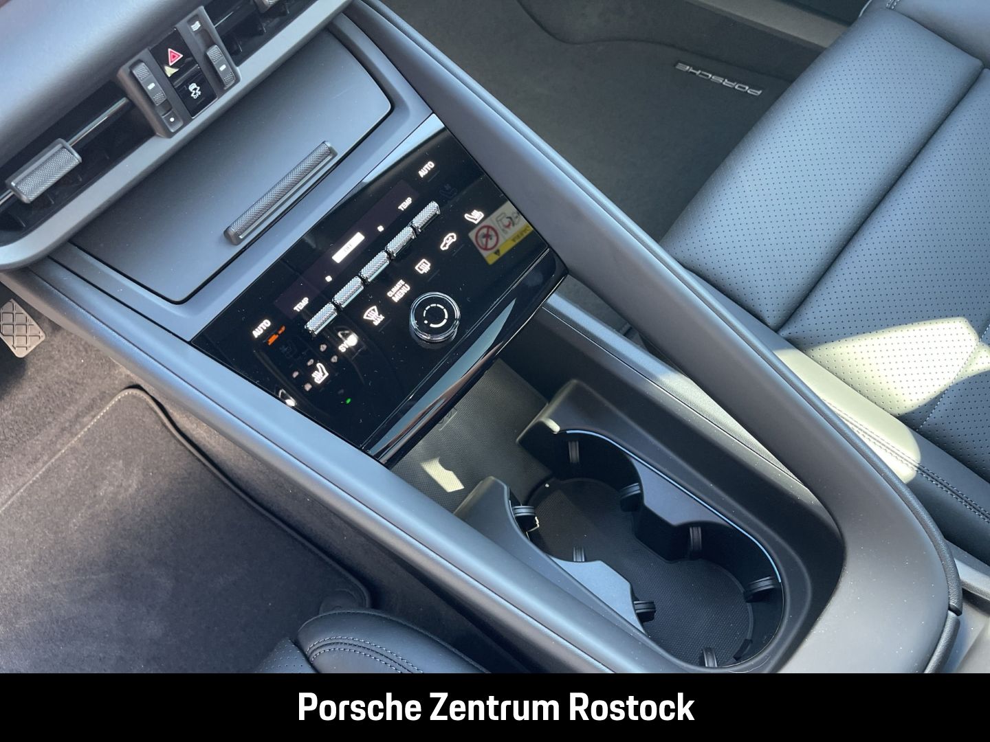 Porsche Macan InnoDrive BOSE Luftfederung 21-Zoll