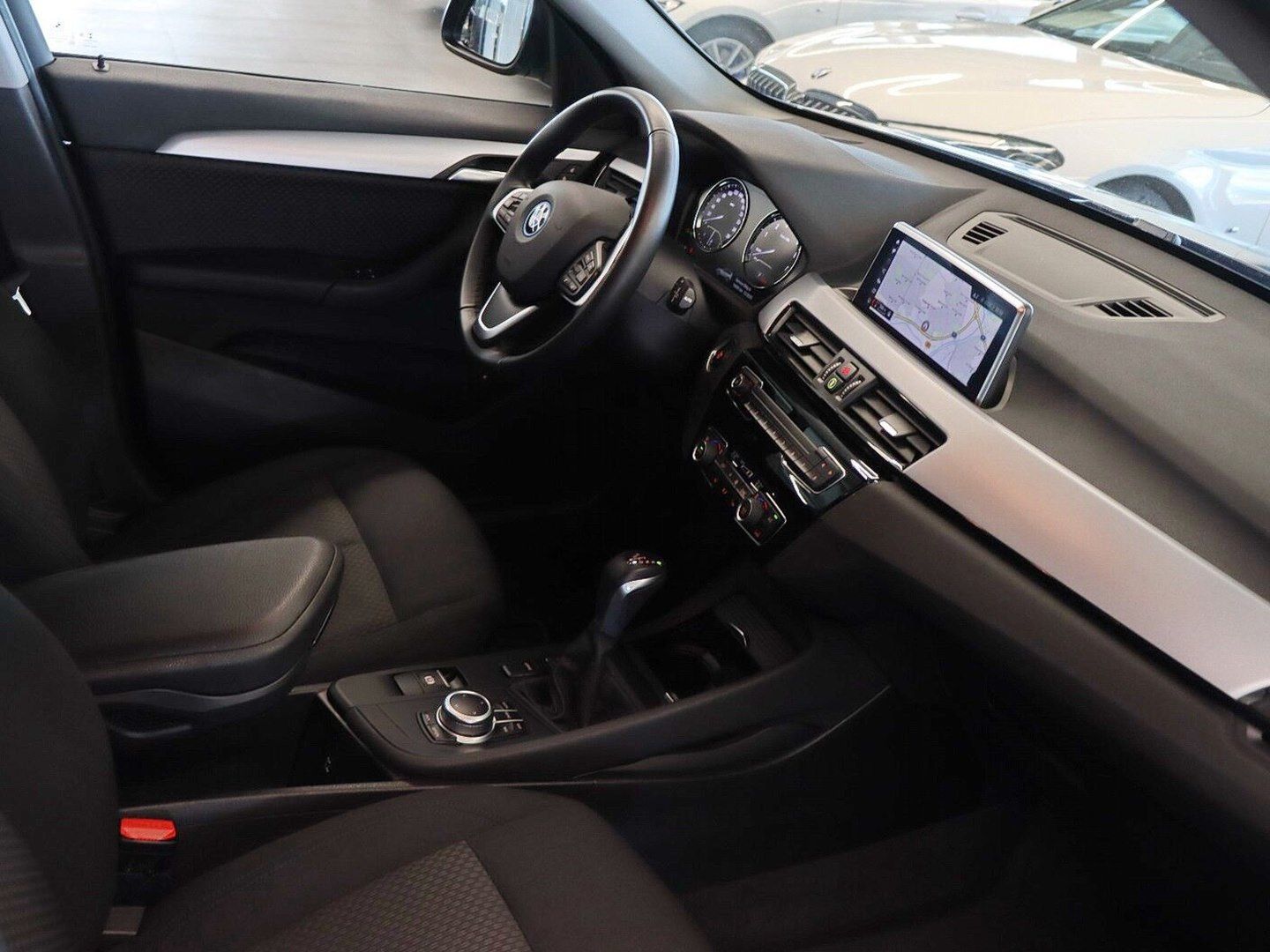 BMW X1 xDrive25e Advantage - Samsaru's Car Outlet