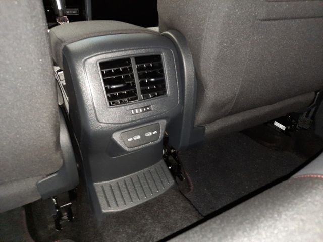 Volkswagen T-Roc 1.5TSI DSG Sport - Samsaru's Car Outlet