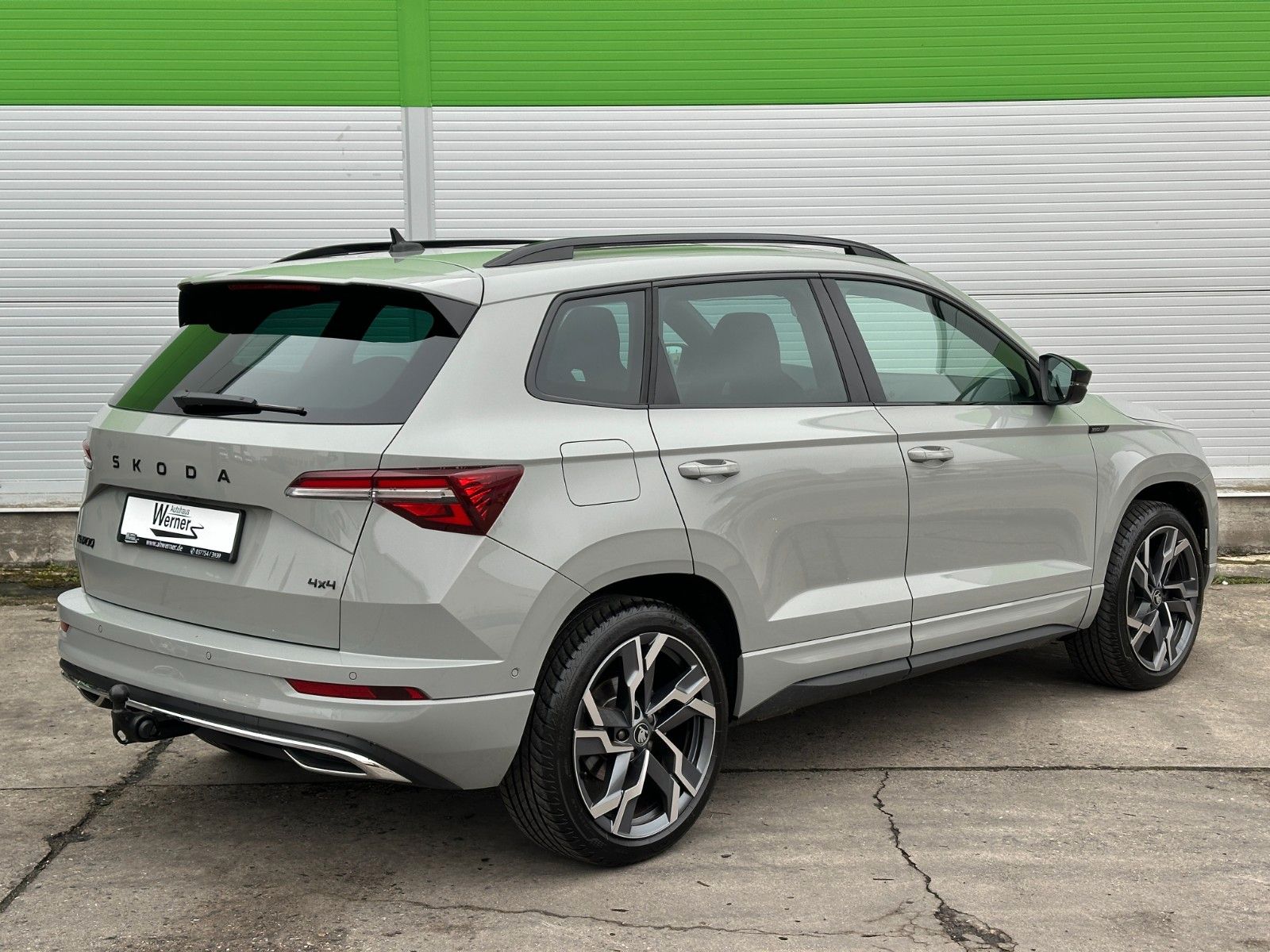 Skoda 190PS 4x4 DSG Sportline PADACH STHZ eHK LM19"AHK