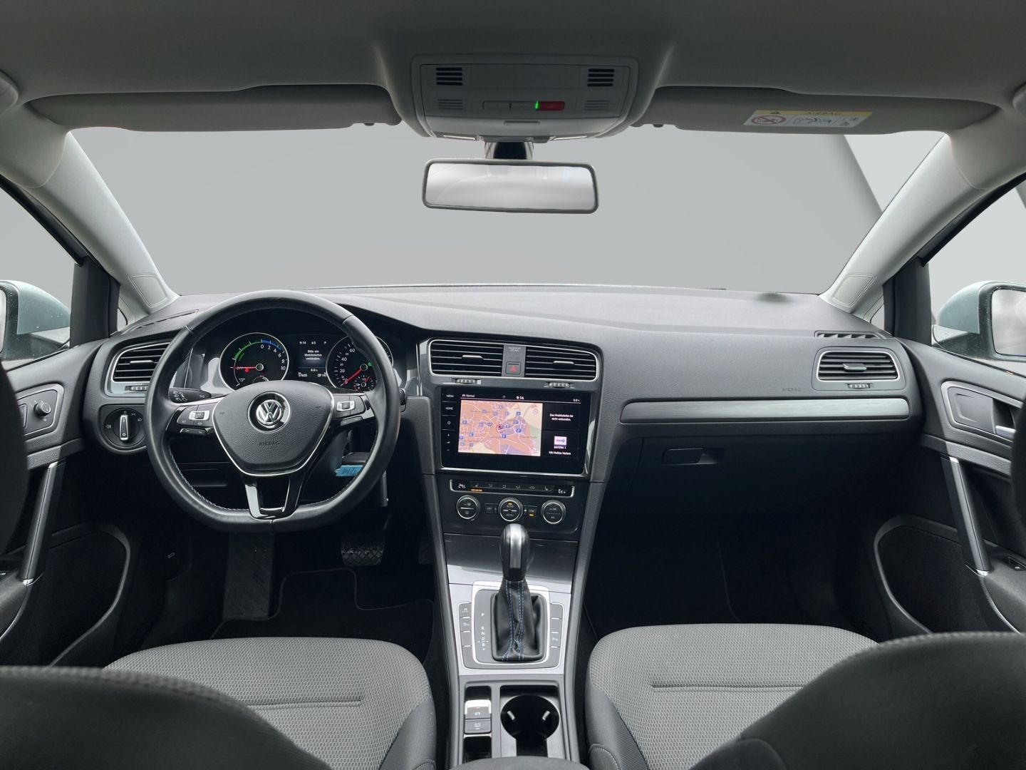 Volkswagen e-Golf VII eGolf - Samsaru's Car Outlet