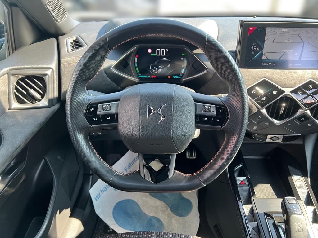 DS Automobiles DS3 Crossback E-Tense Performance Line - Samsaru's Car Outlet