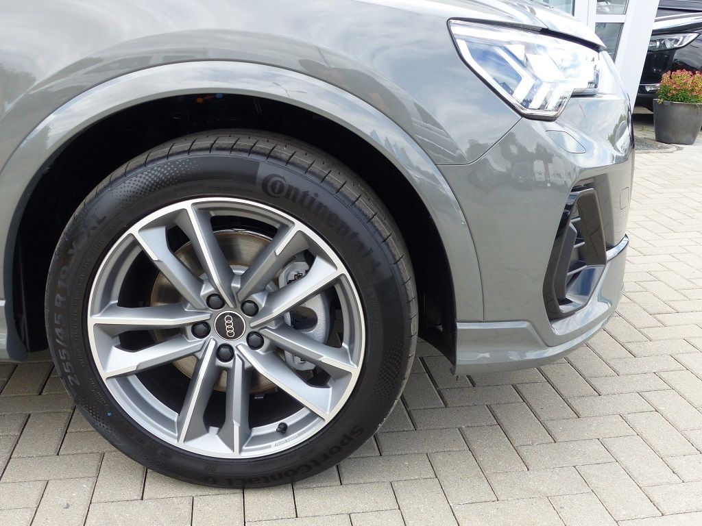 Audi Q3 Sportback 40 TFSI quattro S line - Samsaru's Car Outlet