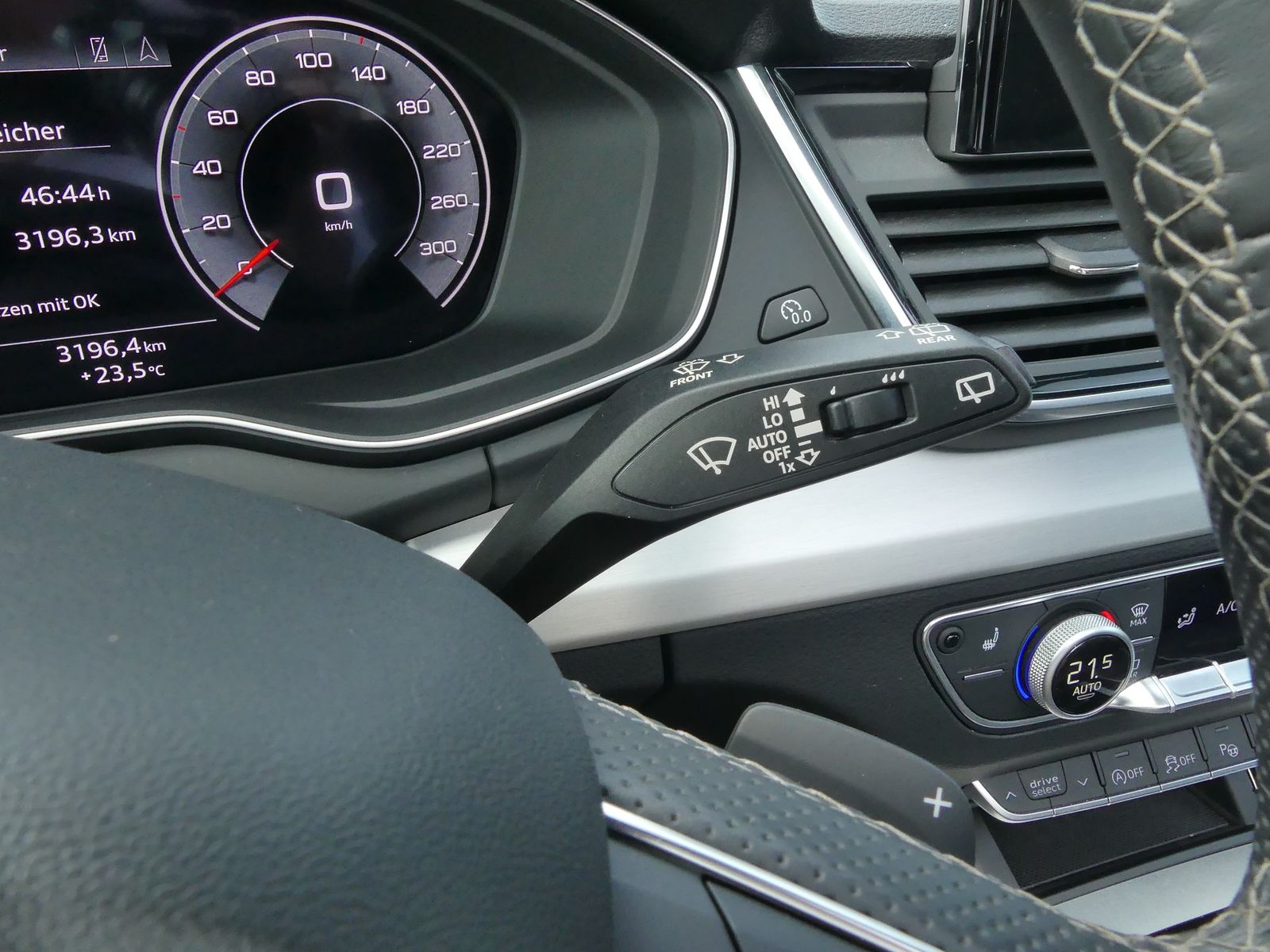 Audi Q5 40 TDI S-Line s-tronic - Samsaru's Car Outlet