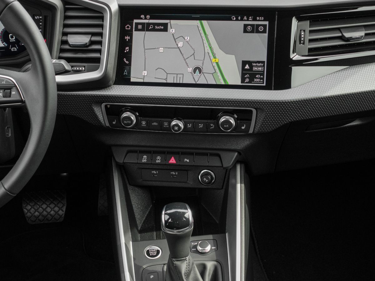 Audi A1 Sportback 30 TFSI S tronic S line - Samsaru's Car Outlet