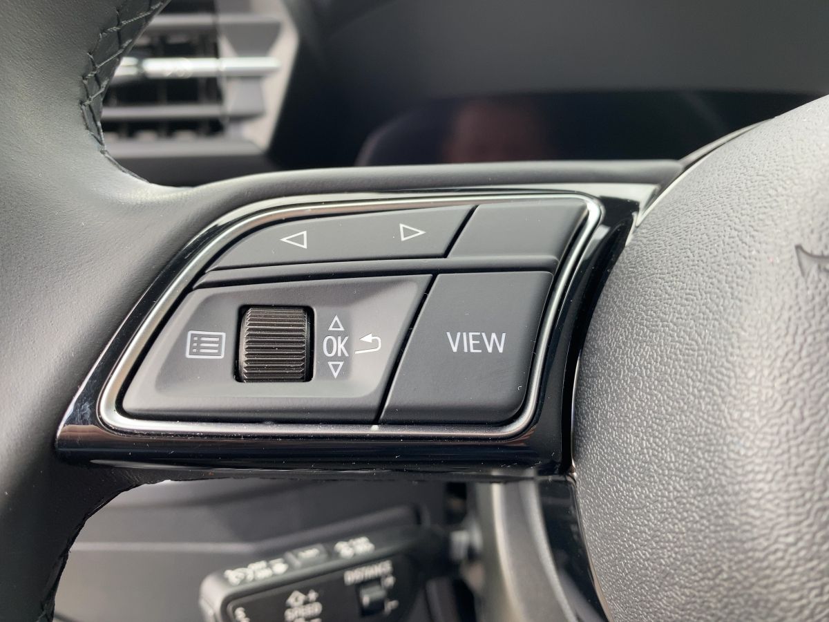 Audi A3 Sportback 35 S-Line *DSG*Lane Assist*LED*Navi