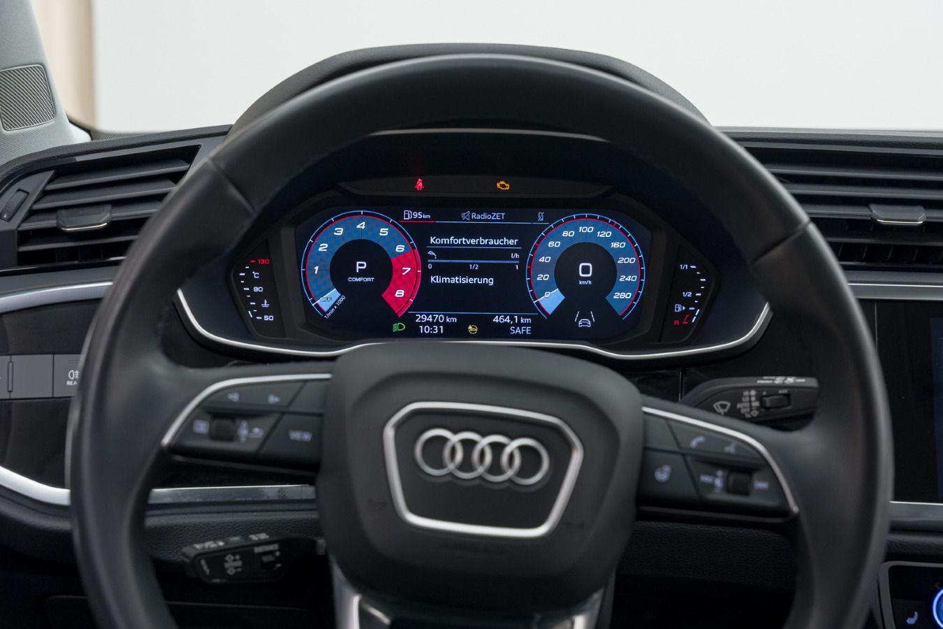 Audi Q3 Sportback 40 TFSI S-TRO - Samsaru's Car Outlet