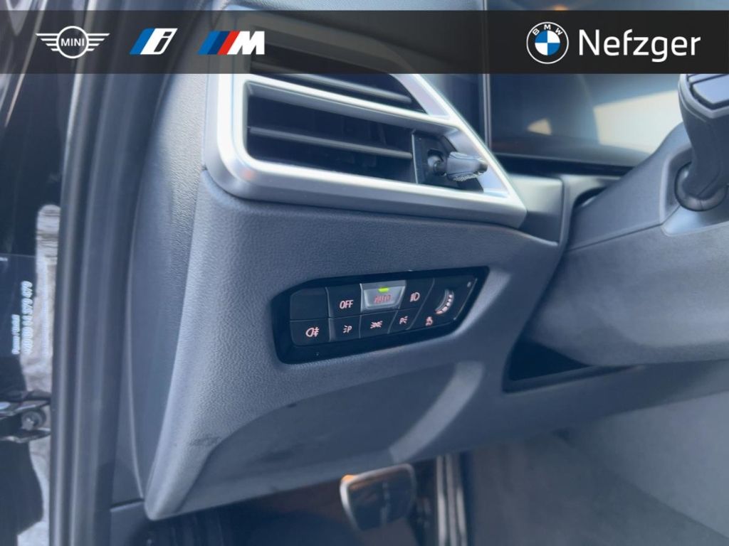 BMW 330 d xDrive Touring M Sport HUD HiFi ACC 360° P