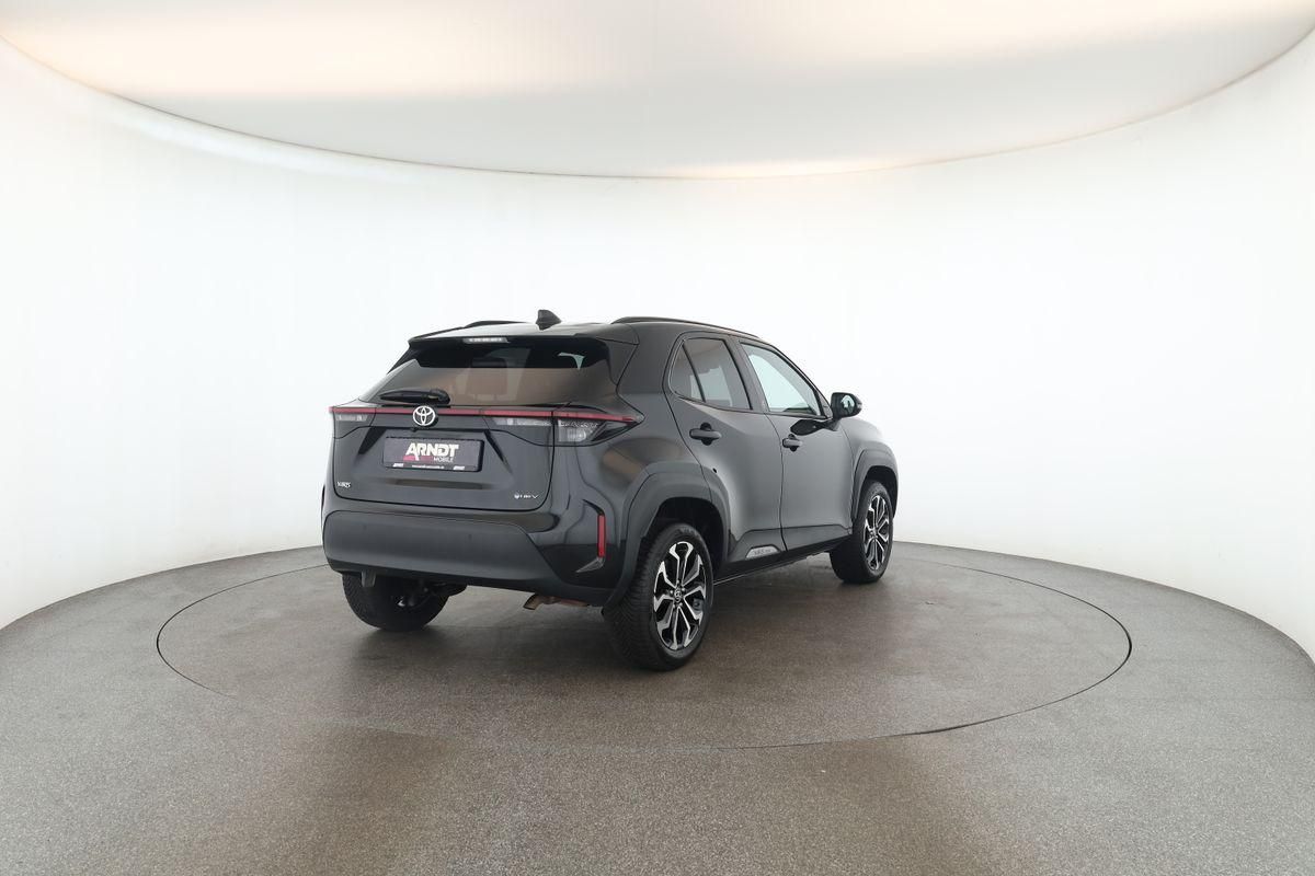 Toyota Yaris Cross CVT Team D LED Navi SHZ iACC Kam 17"