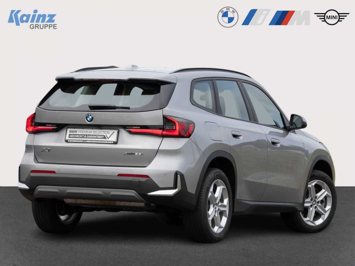 BMW X1 xDrive23i InnovationsPaket - Samsaru's Car Outlet