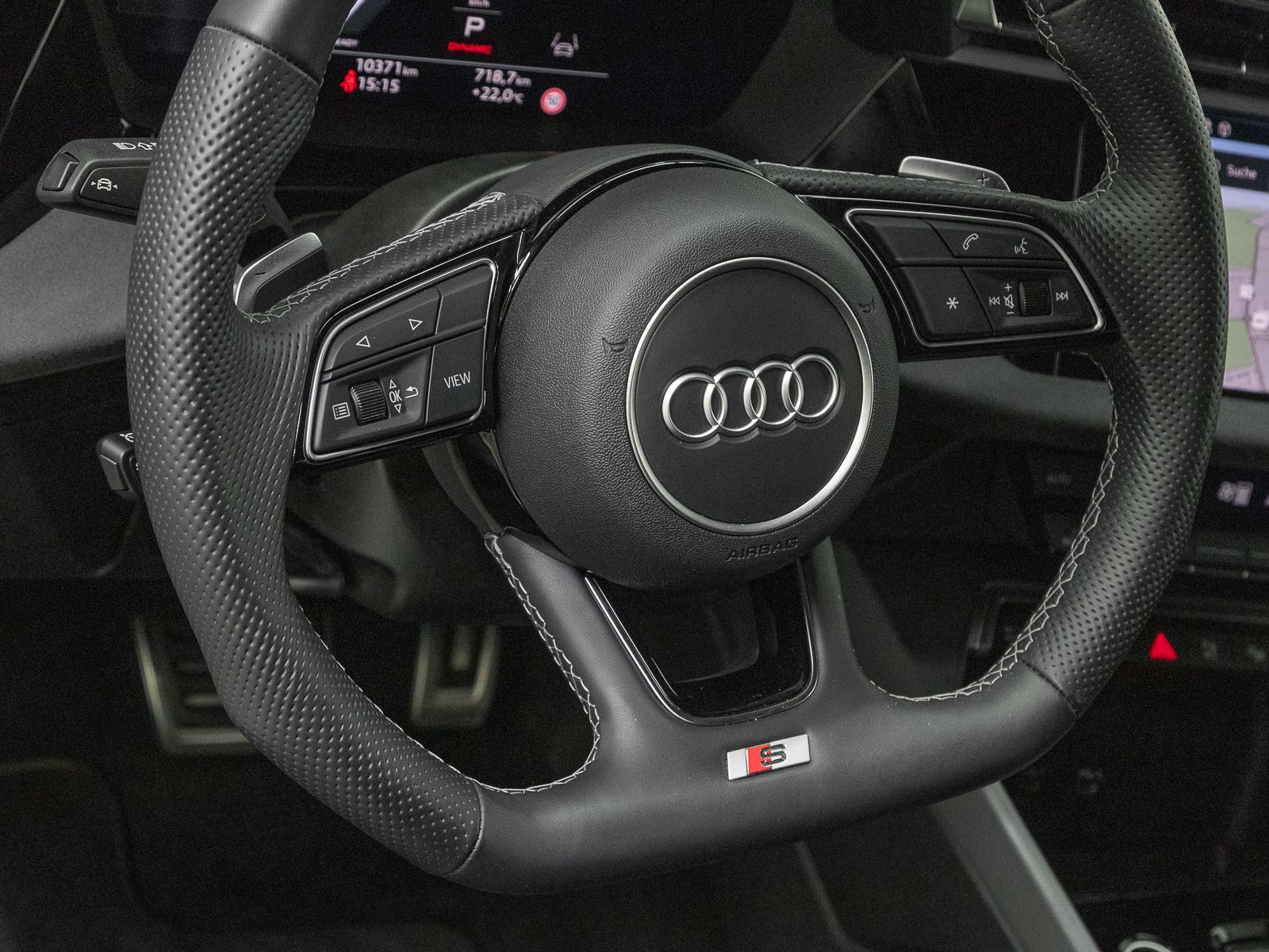Audi A3 Sportback 35 TDI ADVANCED - Samsaru's Car Outlet