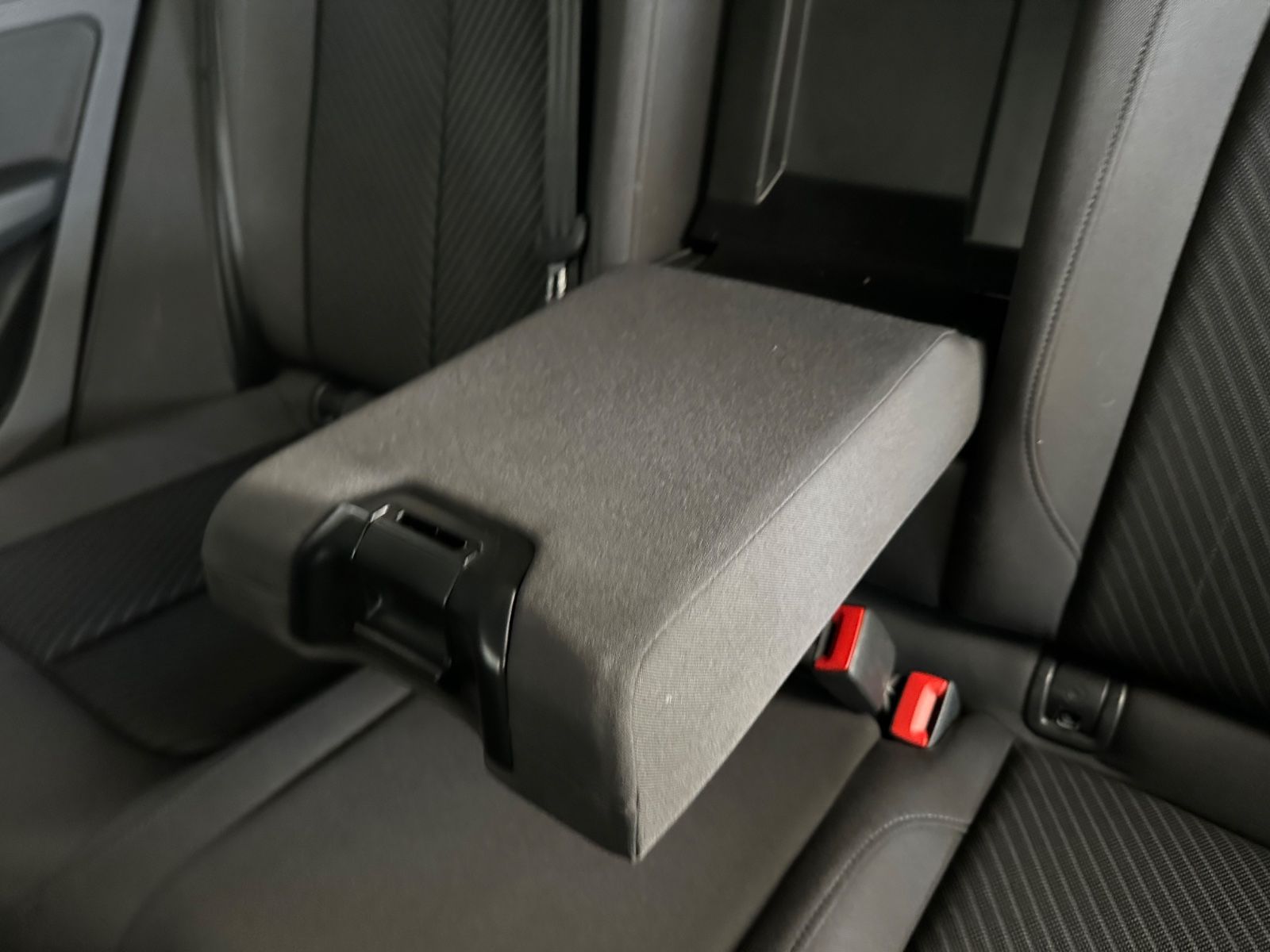Audi Q5 40 TDI quattro S line - Samsaru's Car Outlet