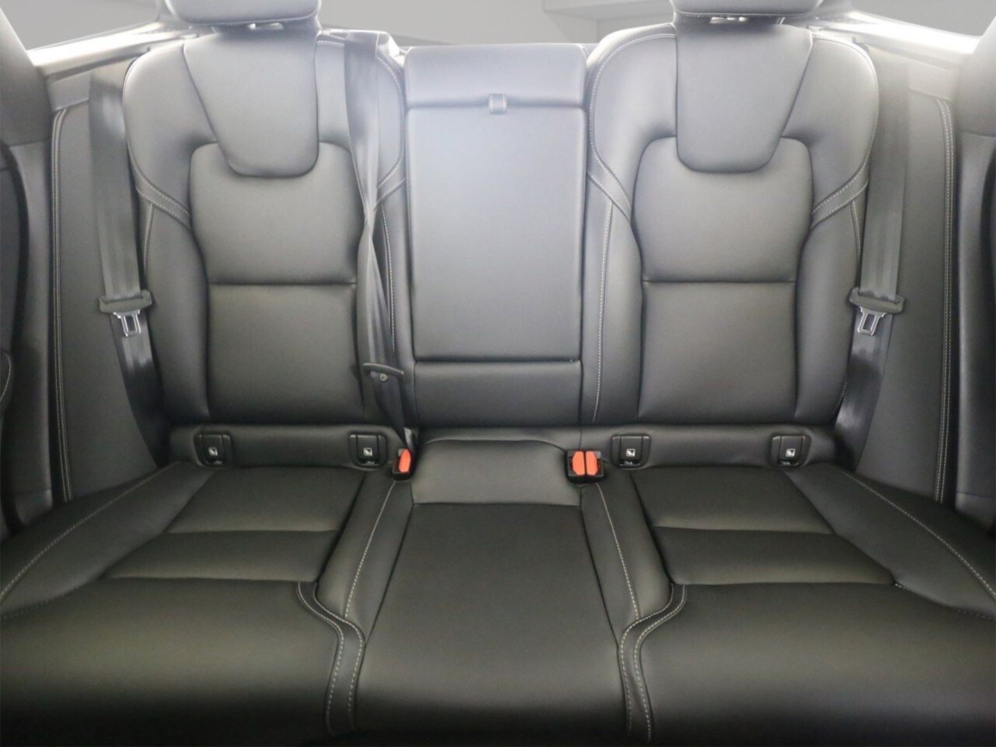 Volvo XC60 T6 Plus AWD - Samsaru's Car Outlet