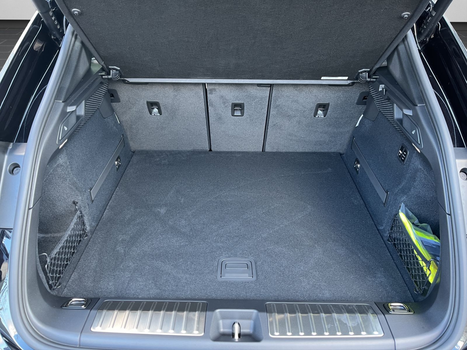 Porsche Macan 4 Pano.,BOSE,Privacy,PASM,Servo+,Sport Chr
