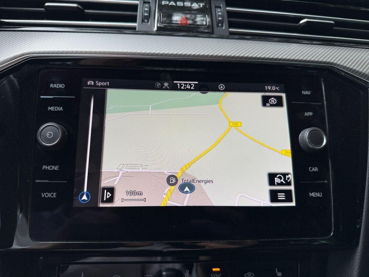 Volkswagen Passat Variant Elegance 4Motion 2.0 TDI DSG *R-L