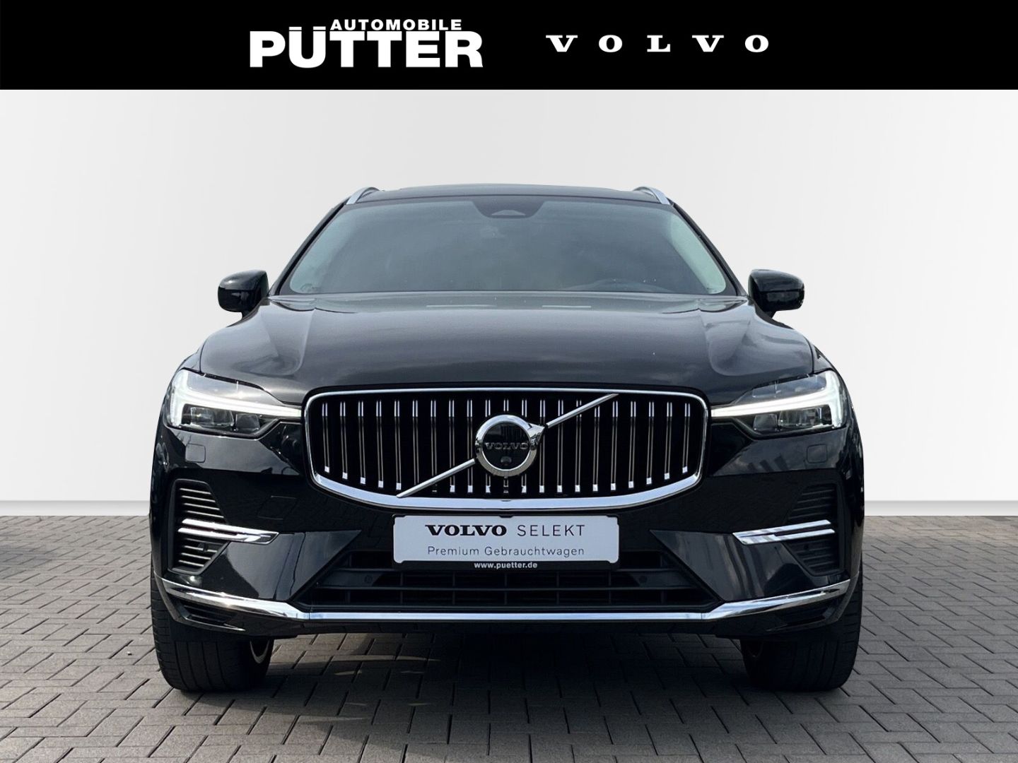 Volvo XC60 Recharge T6 AWD Inscription - Samsaru's Car Outlet