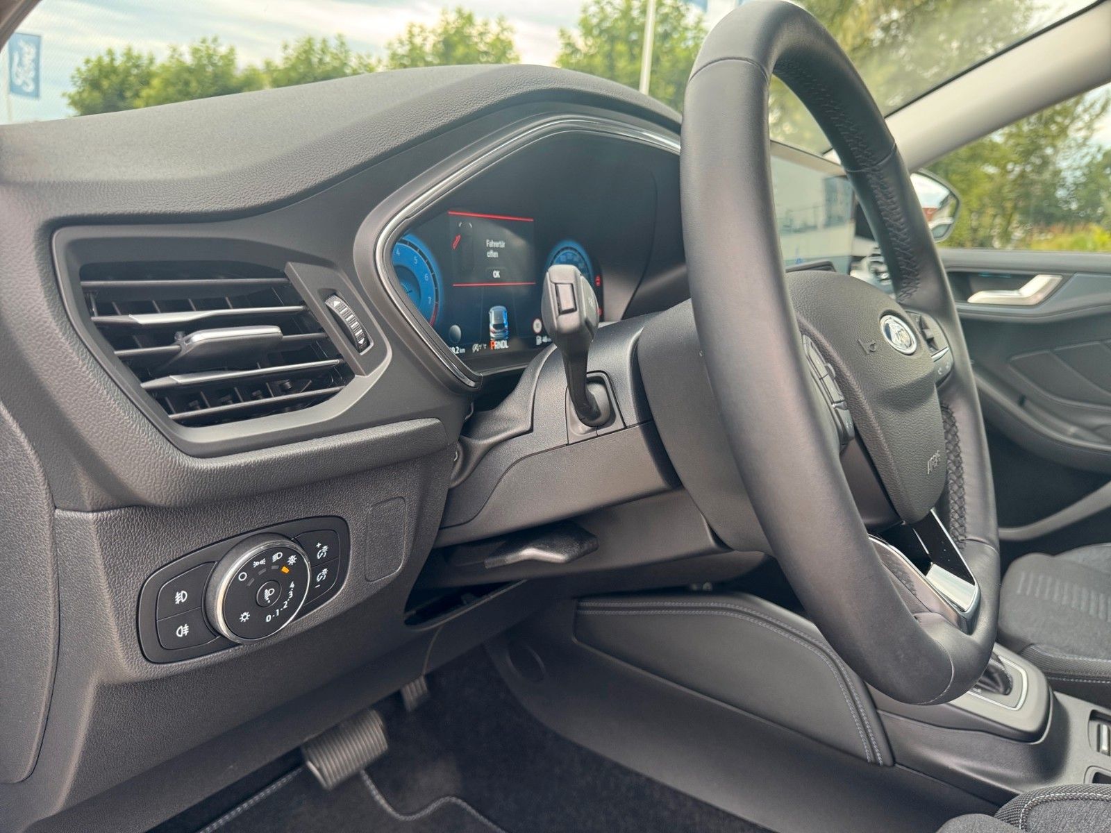 Ford Focus 1.0 HYBRID Aut. Active X |GJR|ERGO-Sitz|