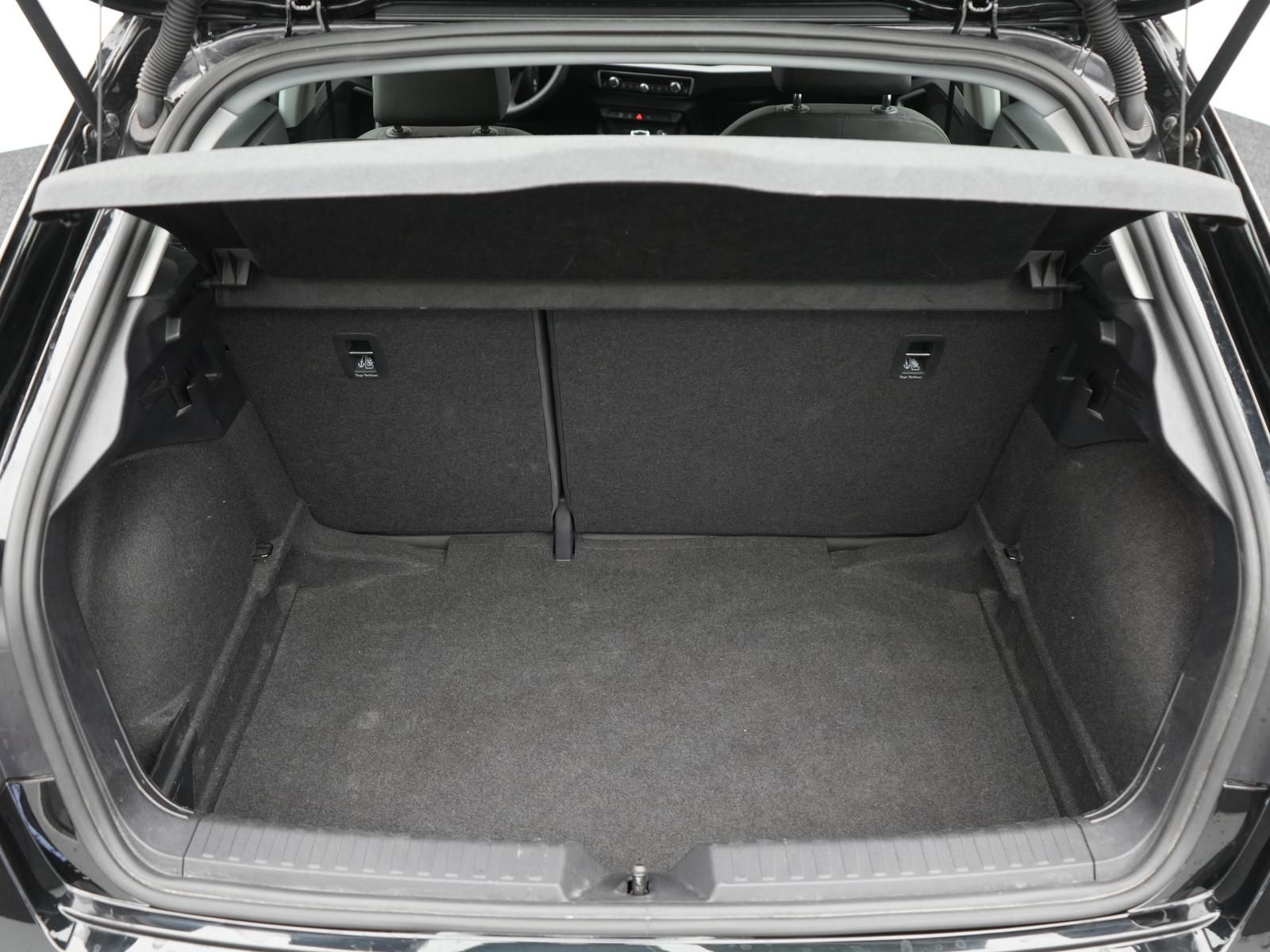 Audi A1 30 TFSI S line,TEMPO,APP,NAVI,SPURH,SHZ,PDC