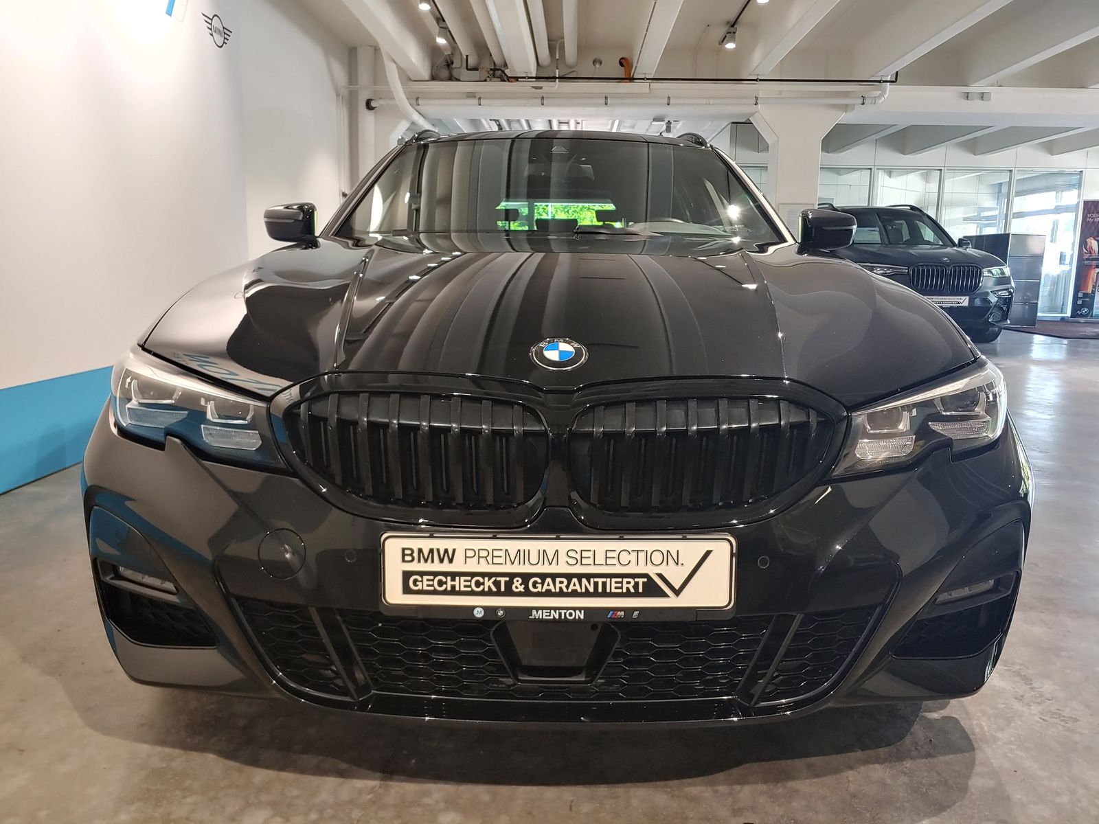 BMW 330d xDrive M Sport - Samsaru's Car Outlet