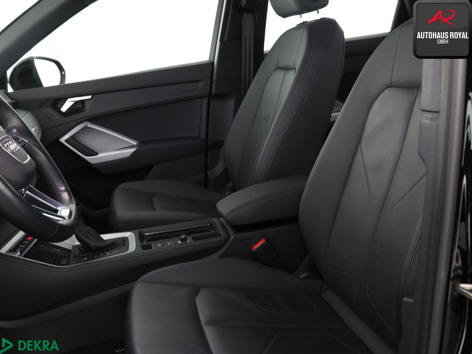Audi Q3 45 TFSI qu S LINE 19ZOLL ACC,KEYLESS,AHK,1.HD