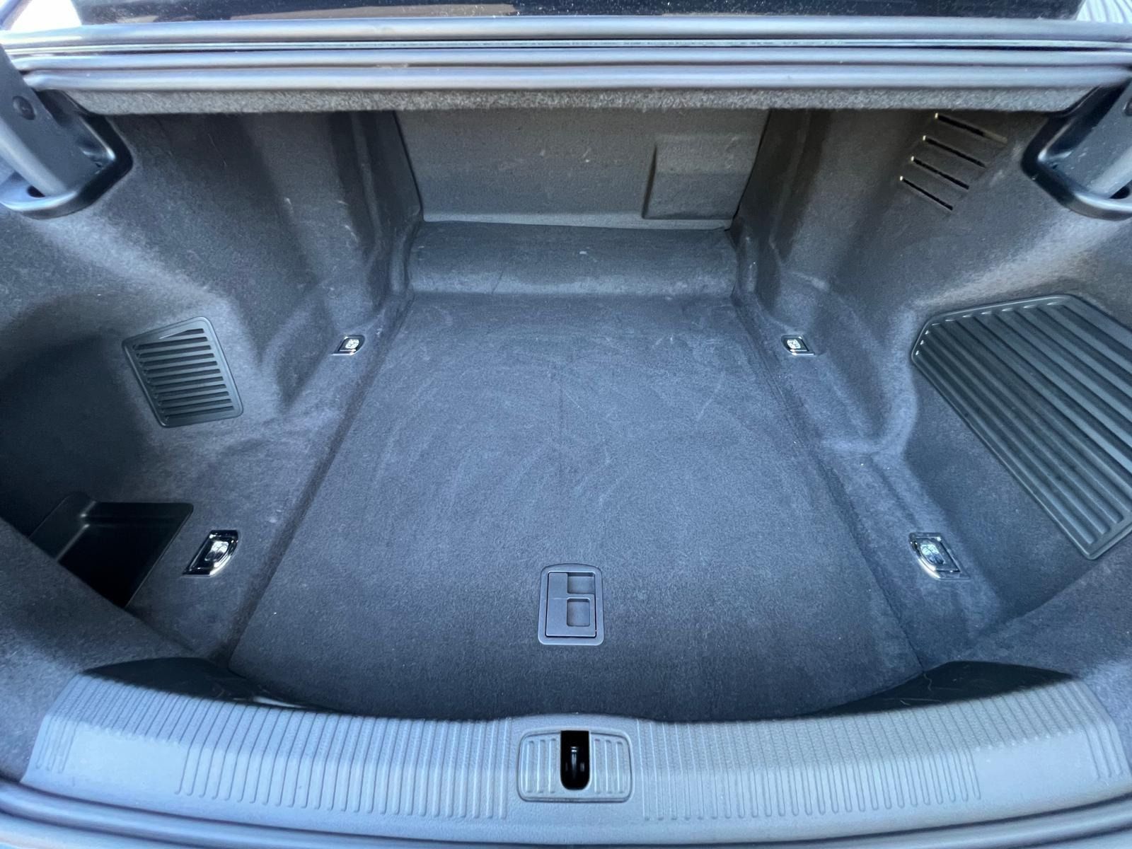 Audi A8 60 TFSI - Samsaru's Car Outlet
