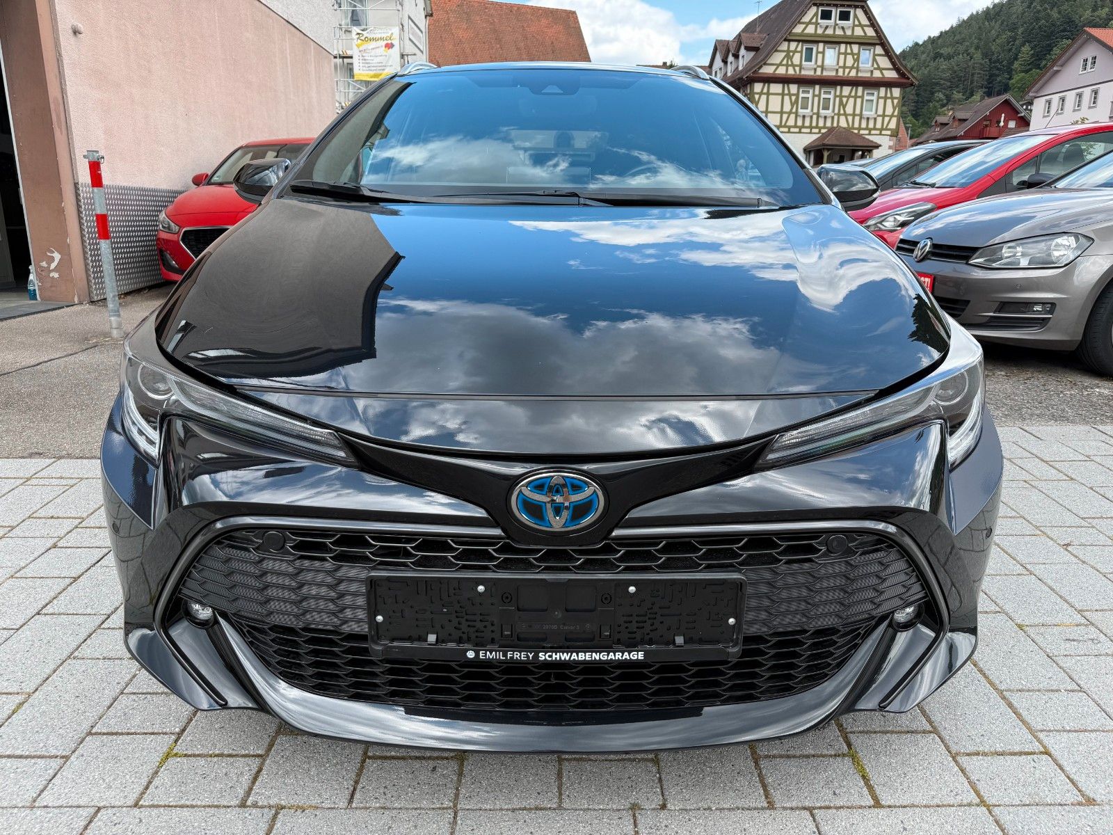Toyota Corolla Touring Sports Hybrid Team D