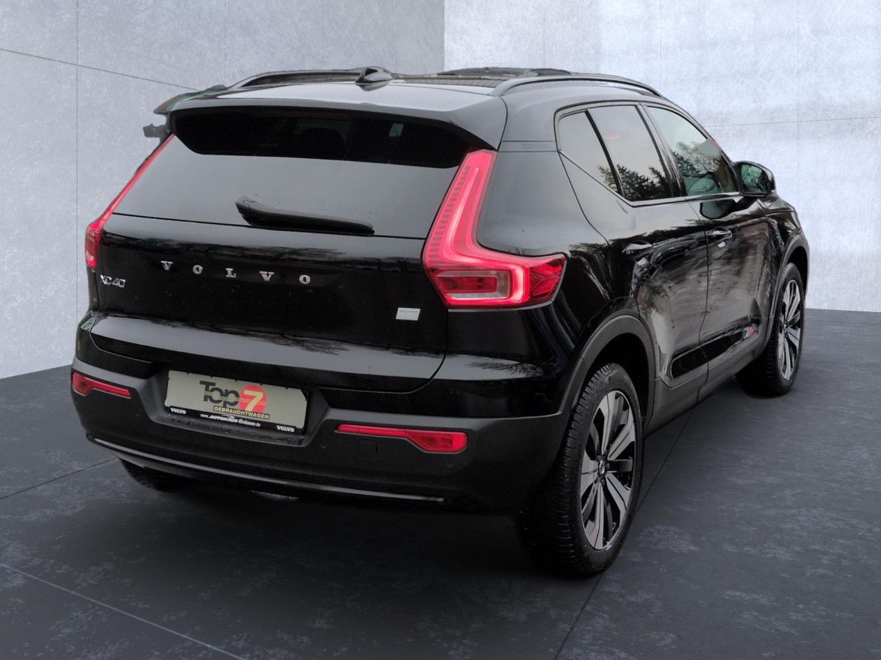 Volvo XC40 Recharge Plus Pure Electric 2WD Bluetooth