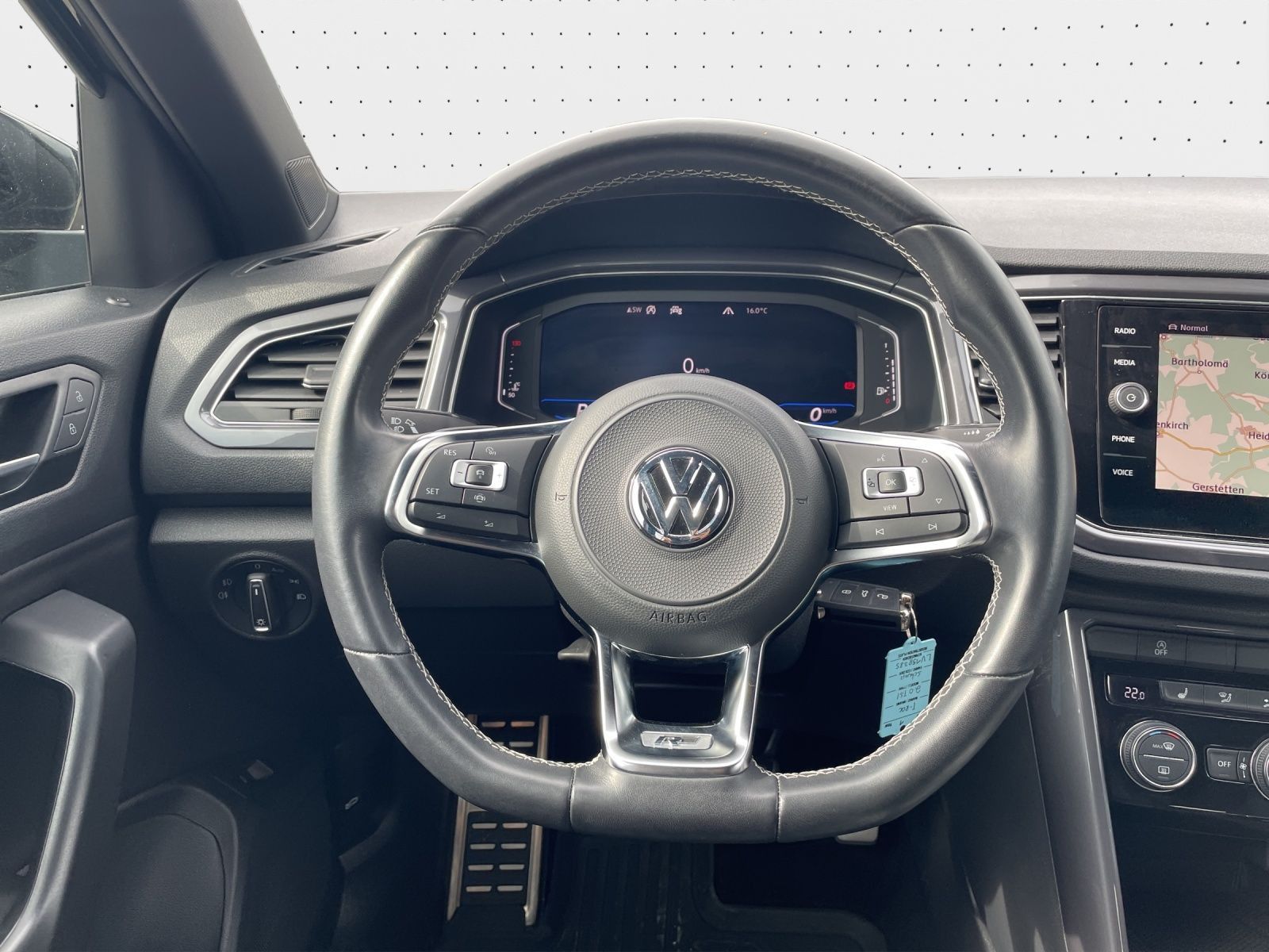 Volkswagen T-Roc 2.0 TSI DSG 4Motion Sport R-line - Samsaru's Car Outlet