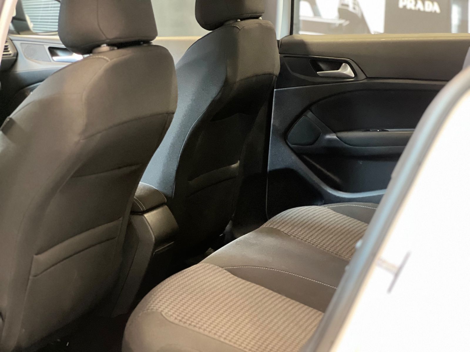 Peugeot 308 Active Pack - Samsaru's Car Outlet