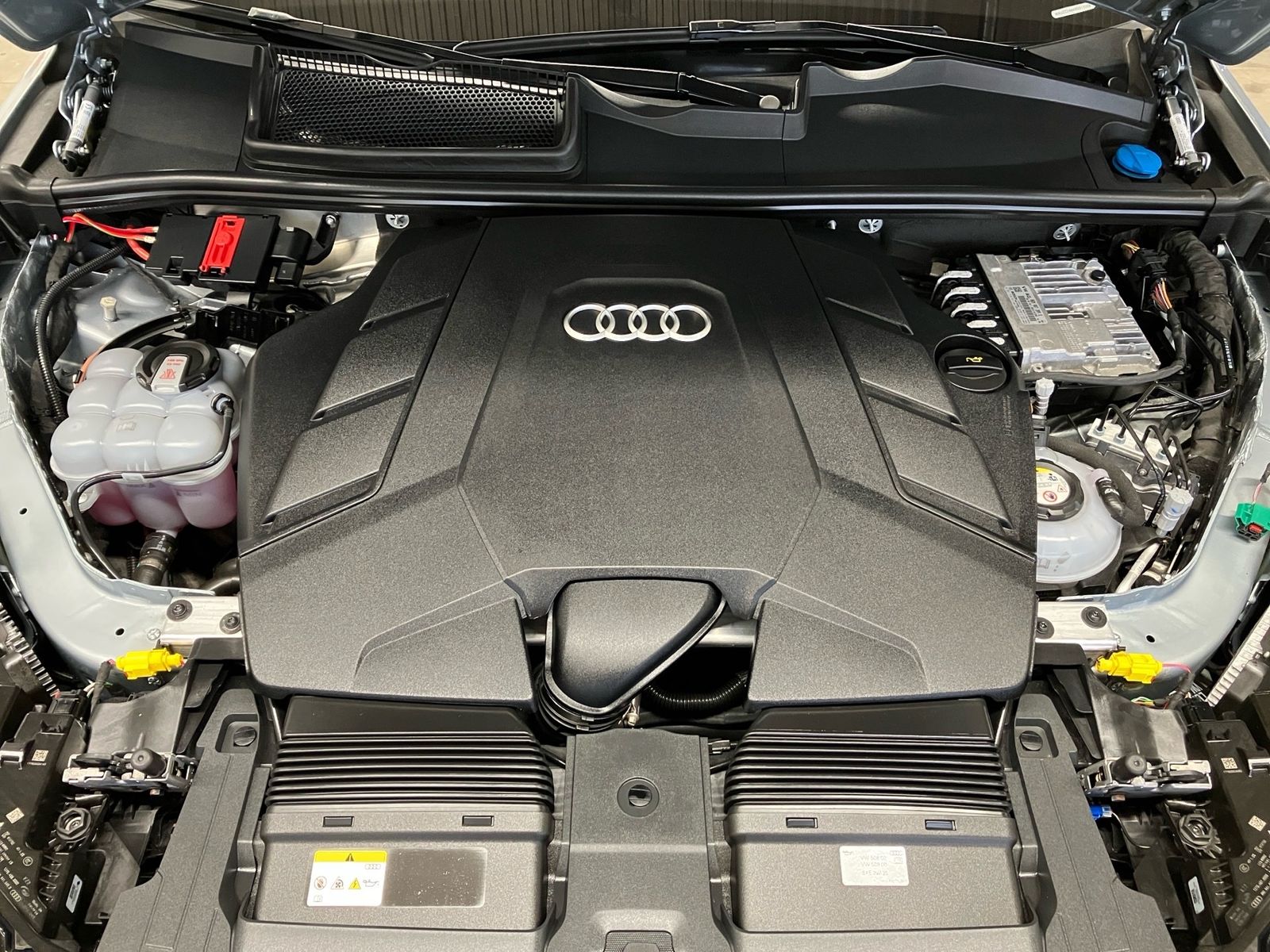 Audi Q7 S-LINE 55 TFSIe NP112 5J-G MATRIX.B&O.360°.NA
