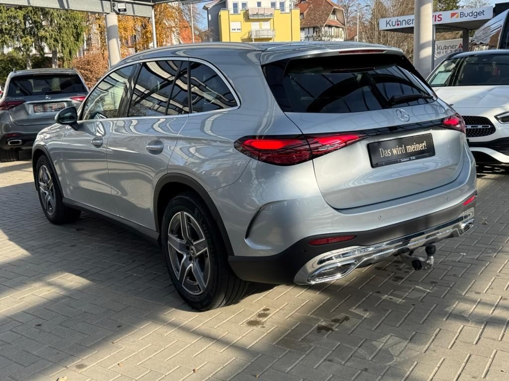 Mercedes-Benz GLC 300 d 4M AMG+AMBIENTE+DISTRO+MEMORY+MBUX+AHK
