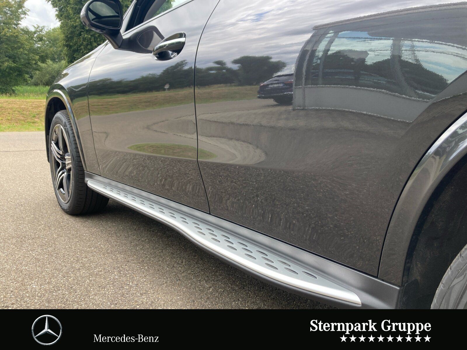 Mercedes-Benz GLC 300 e 4M AMG Premium Plus +AHK+Pano+DIST+20"