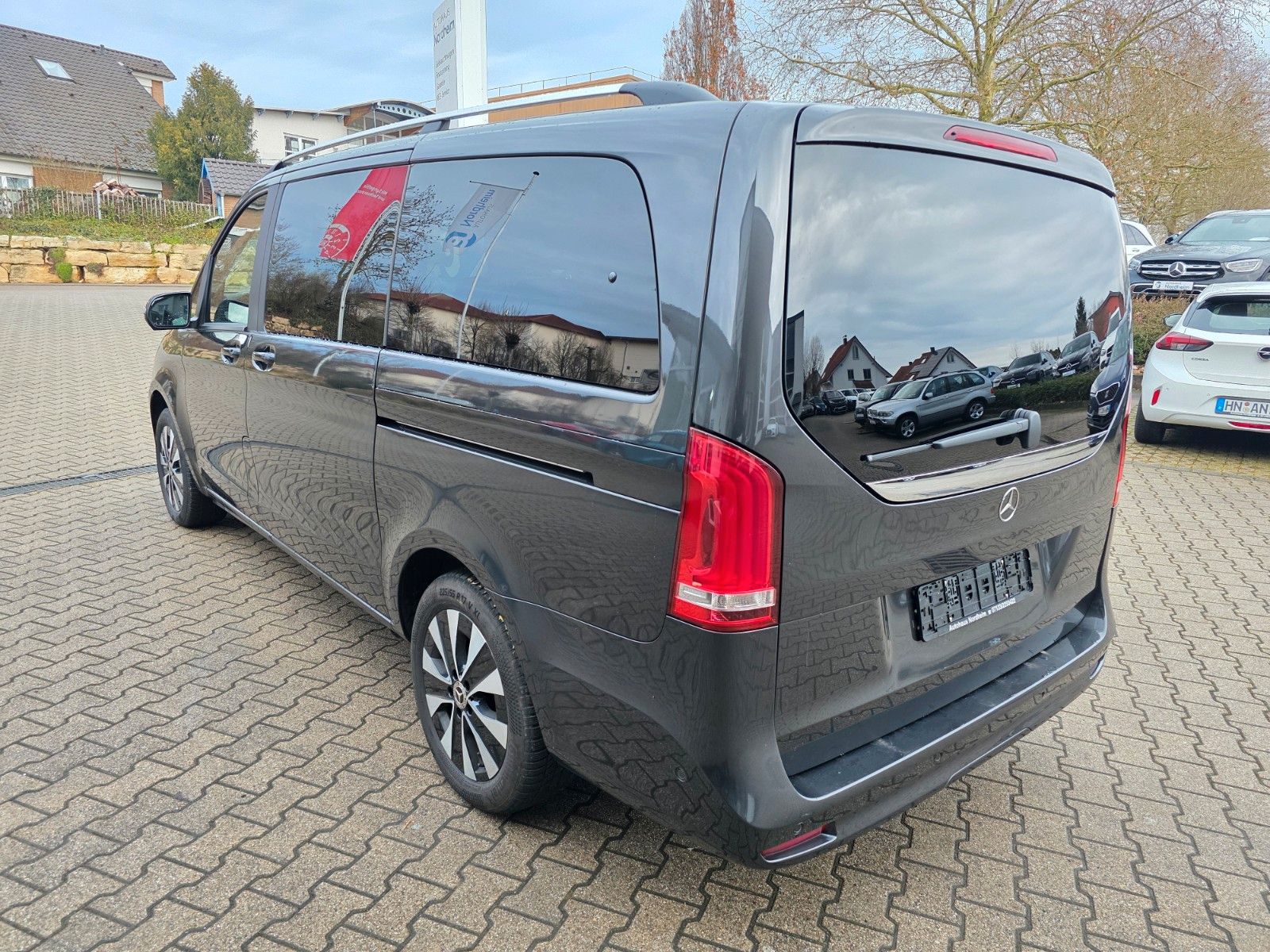 Mercedes-Benz V 220 d EDITION 4MATIC lang/ Automatik/ 6-Sitzer