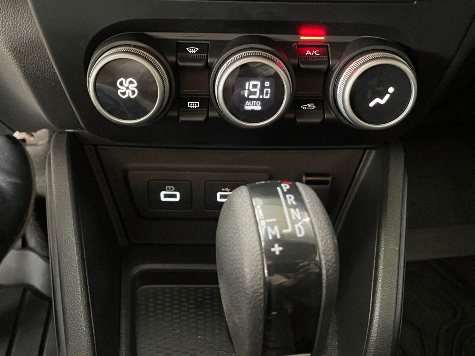 Dacia Duster II Extreme - Samsaru's Car Outlet