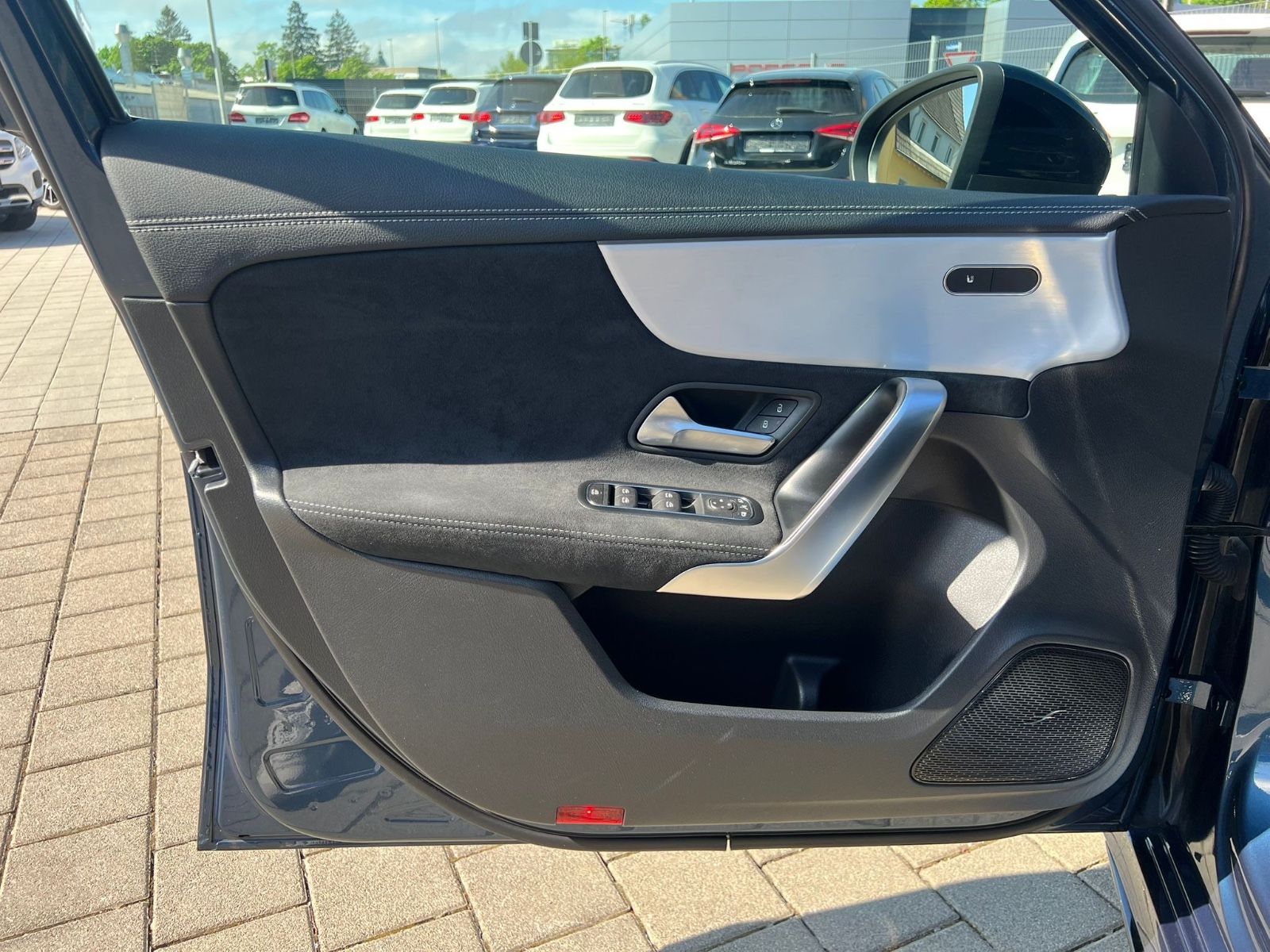 Mercedes-Benz A 200 *AMG* - Samsaru's Car Outlet