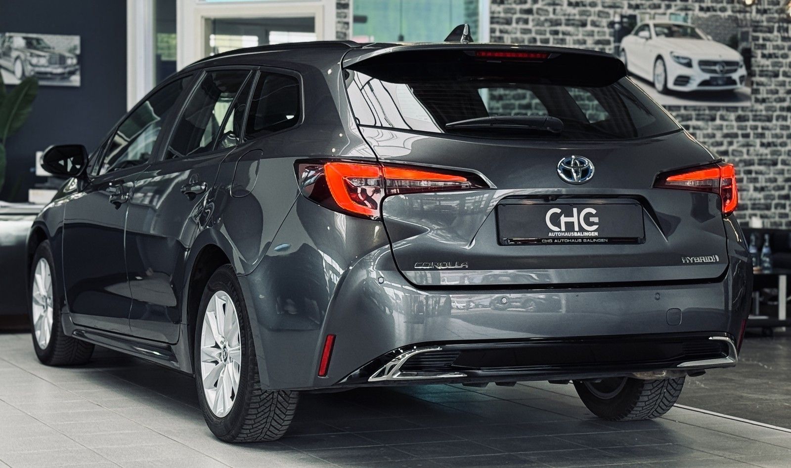 Toyota Corolla Touring Sports Hybrid Business|1.HD|KAME