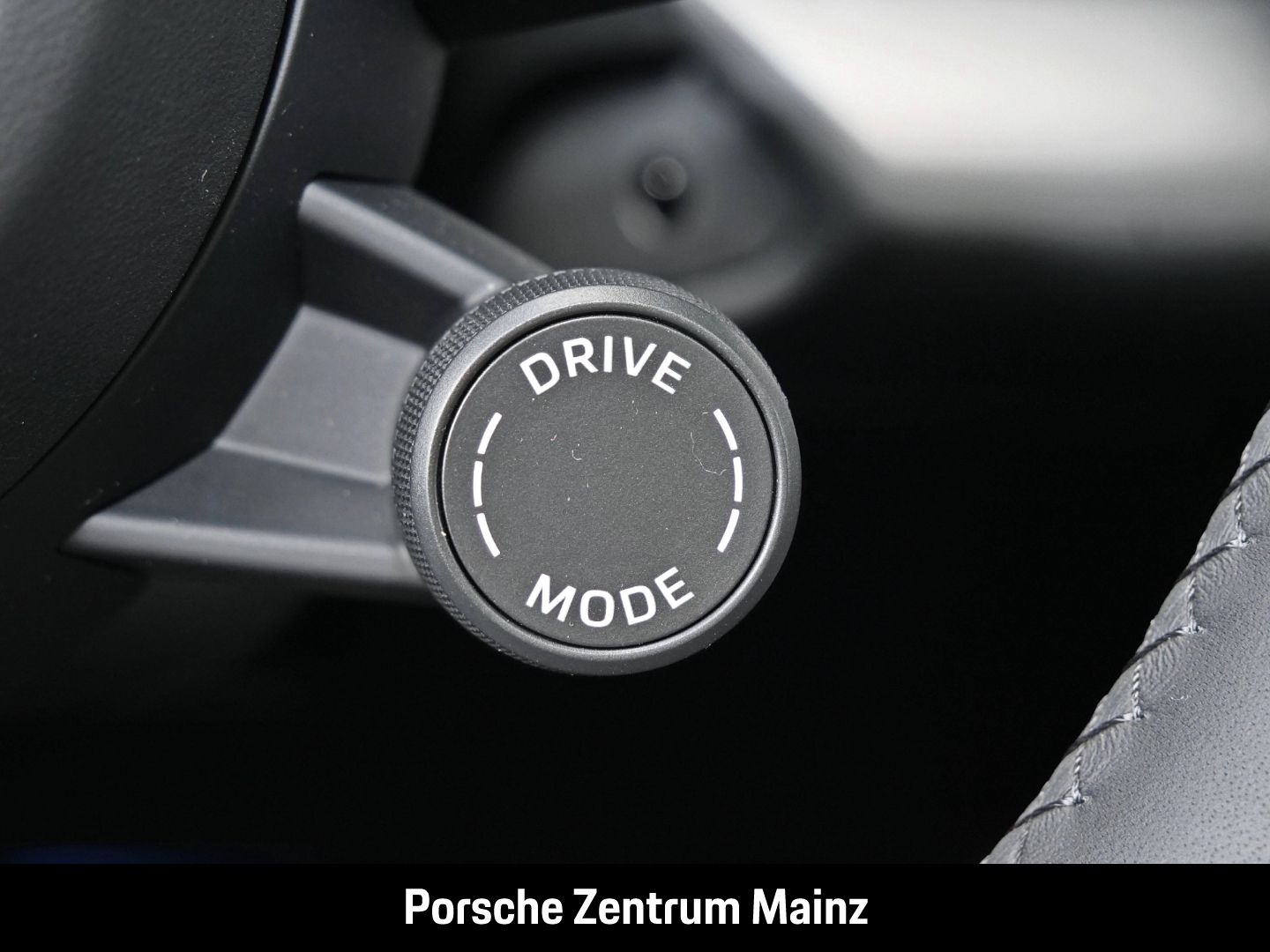 Porsche Macan 4S UPE:119.000€ Bose,HA.Lenkung,SportChron