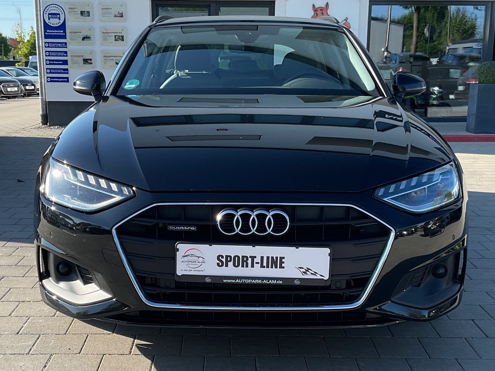 Audi A4 Av.40 TDI quattro S-Tr.Matrix - Samsaru's Car Outlet