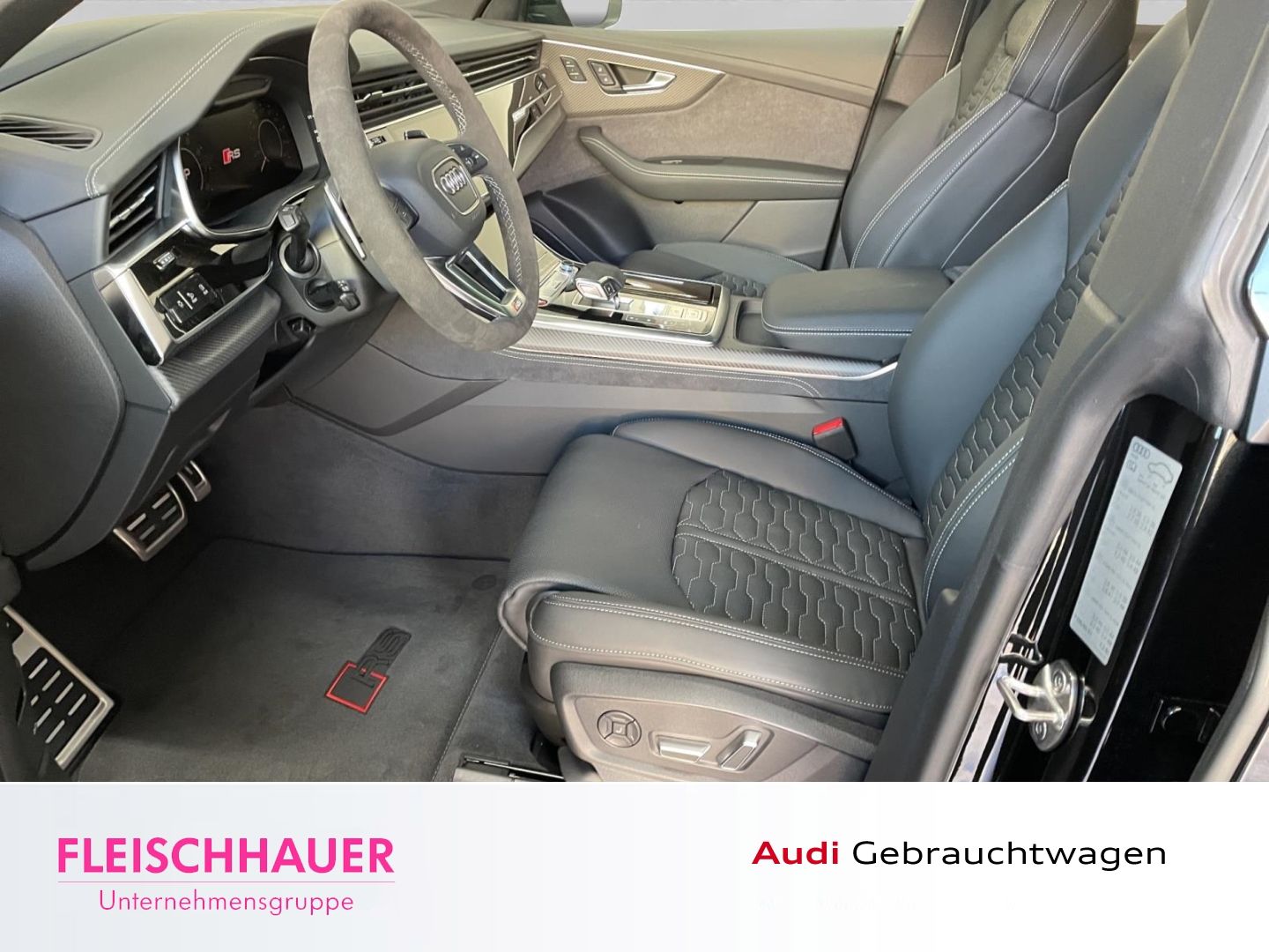 Audi RSQ8 SUV performance tiptronic