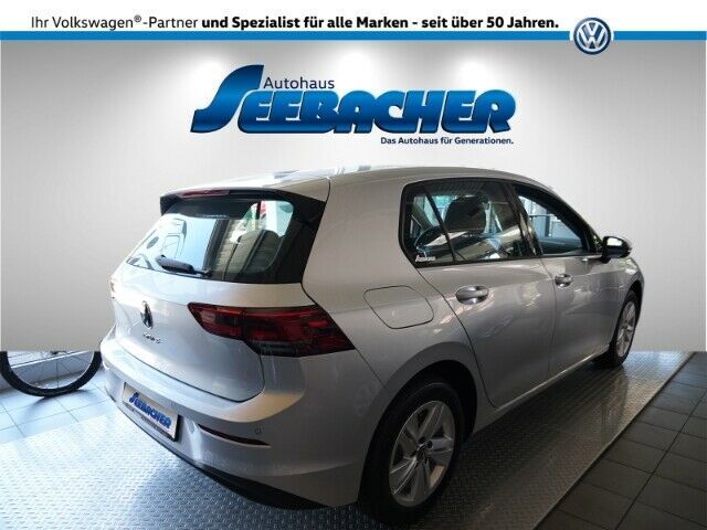Volkswagen Golf VIII Life - Samsaru's Car Outlet