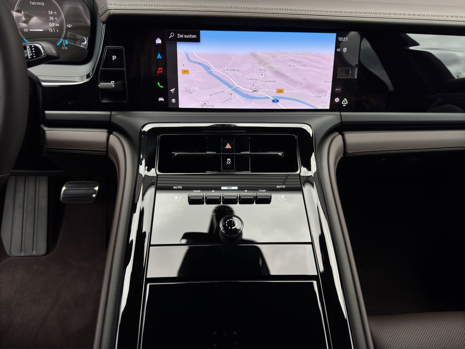Porsche Panamera 4S E-Hybrid | SportDesign Paket schwarz
