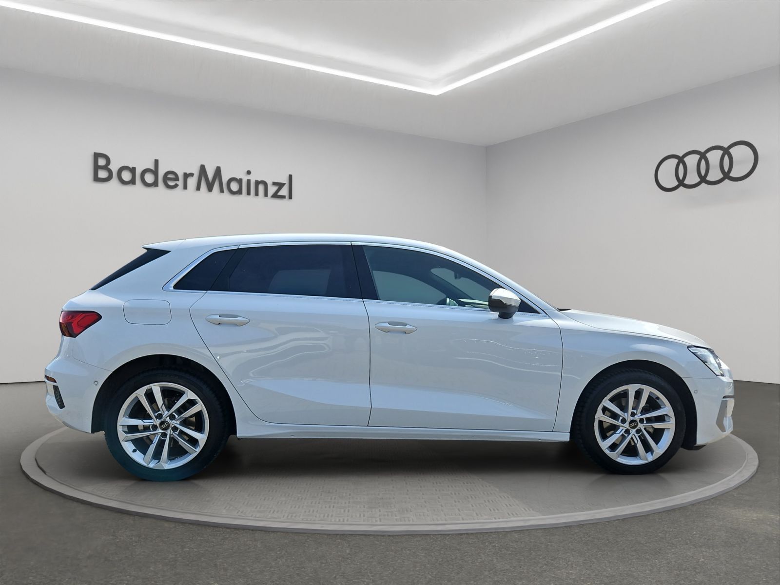 Audi A3 Sportback 30 TFSI - Samsaru's Car Outlet