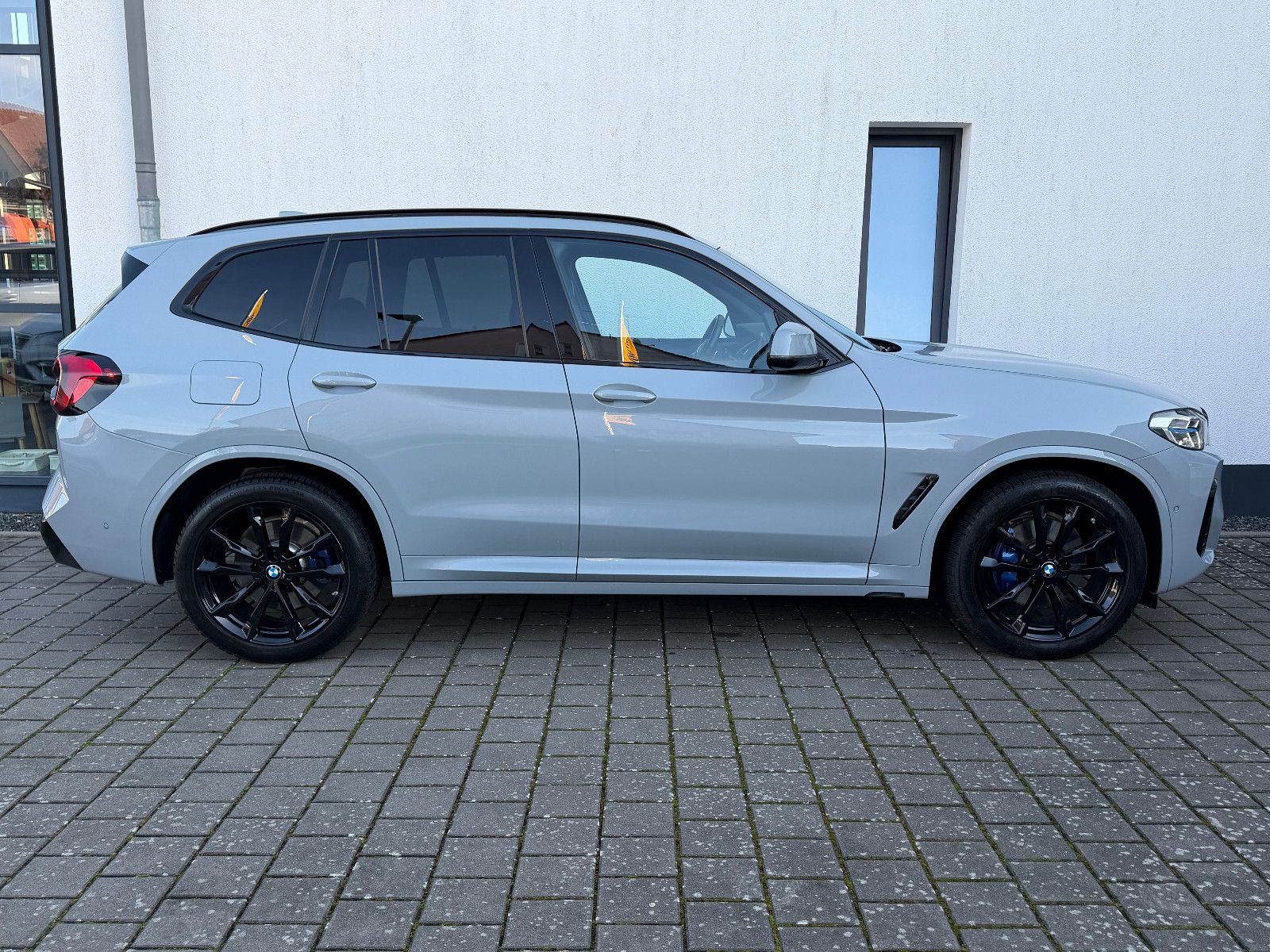 BMW X3 xDrive20d M Sport (AHK,Pano,20",Memory)